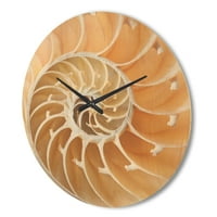 DesignArt 'izbliza smeđi uzorak školjke Nautilus' Moderni drveni zidni sat